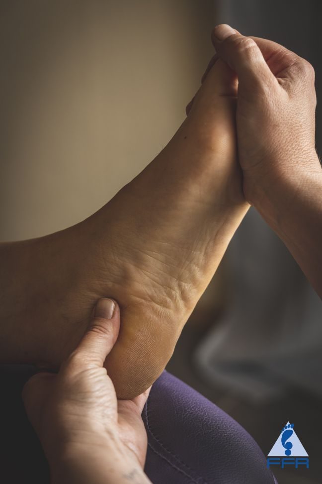 Réflexologie plantaire au cabinet d Bouc bel Air Val Réflexo, mais aussi à domicile à Simiane-collongue, Gardanne, Mimet, Calas, Cabriès Aix